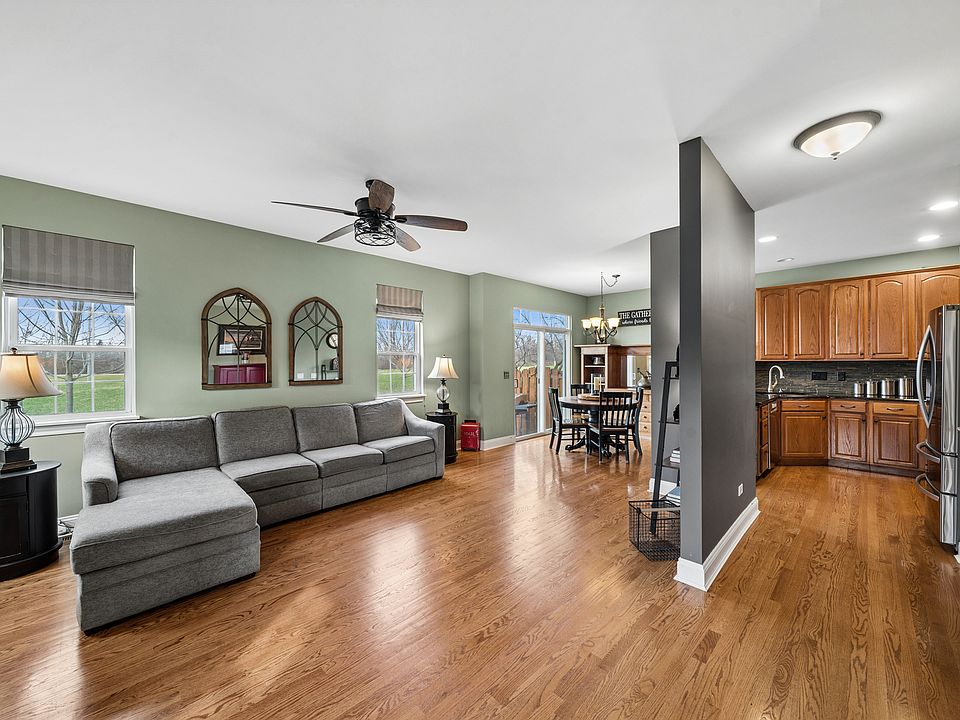 NIID　FinoⅤ 3912 Pathfinder Ln, Joliet, IL 60435 | Zillow