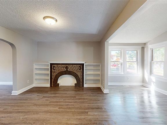 4th image of 7409 Halle Ave