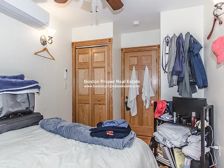 16 S Russell St — Photo 11