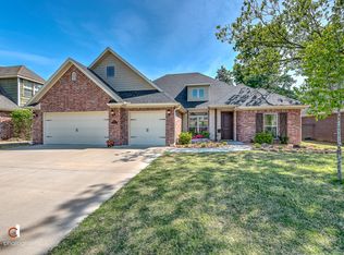 3703 SW Lone Oak Ave, Bentonville, AR 72712
