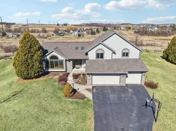 8580 Stonebrook Circle, Middleton, WI 53562