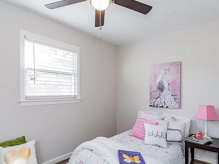 100 Marsey Ln — Photo 10