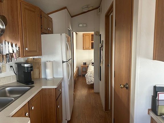 5th image of 400 N Plaza Dr #148