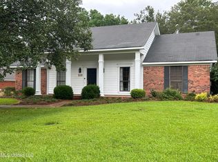 469 Mockingbird Ln, Madison, MS 39110