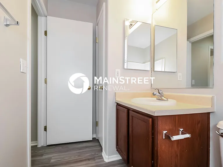 Main Bathroom
