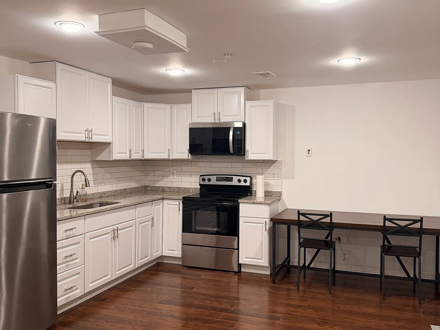 4 bed, 1700 sqft, $800 — Photo 3