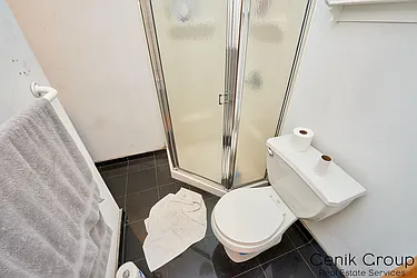 Rented by Genik Group Corp