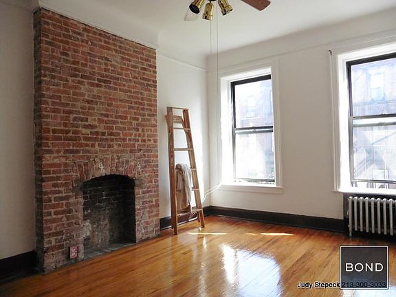2nd image of 215 W 80th St APT D3