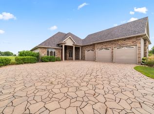 2508 Cottonwood Rd, Ames, IA 50014