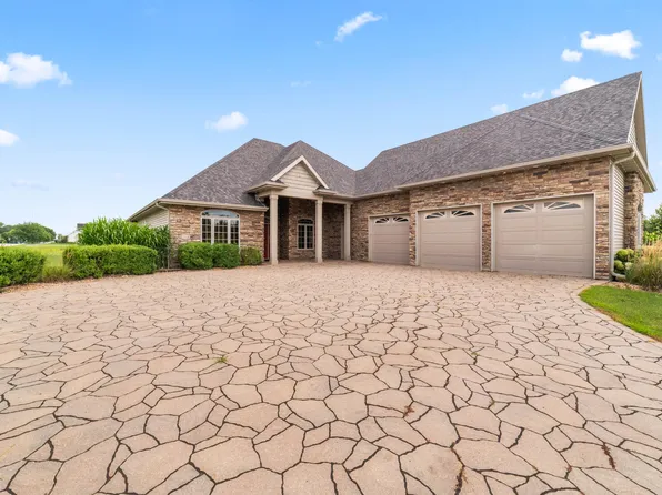 2508 Cottonwood Rd, Ames, IA 50014