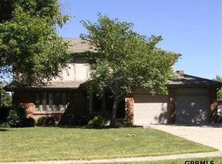 21350 Edgevale Pl, Elkhorn, NE 68022