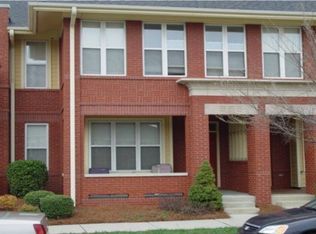 555 E 9th St, Charlotte, NC 28202