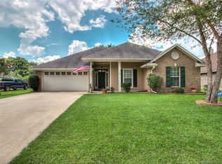 5886 Bayou Dr, Bossier City, LA 71112