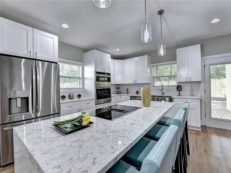 663 Bryan St SE — Photo 7