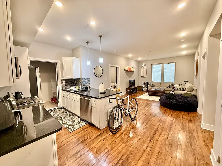 330 Cambridge St #O2B — Photo 14
