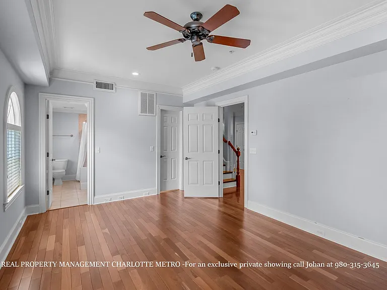 529 Queens Rd — Photo 39