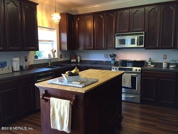 2nd image of 432 Lake Monroe Pl