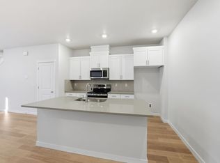 440 SW 32nd St, Battle Ground, WA