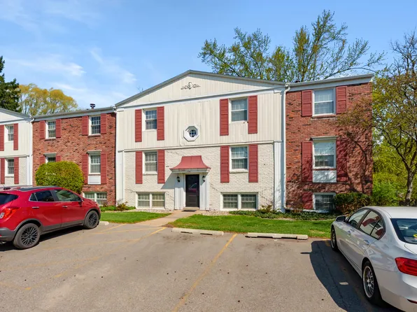 726 Garland Cir APT A, Kalamazoo, MI 49008