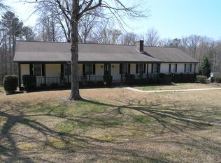 201 Azalea Rd, Roanoke Rapids, NC 27870