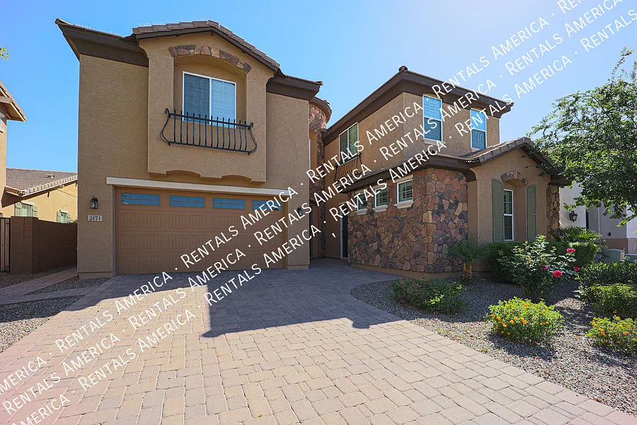 5 Bedroom 5.5 bath in Chandler — Photo 2