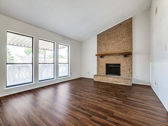 3rd image of 219 Southerland Ave
