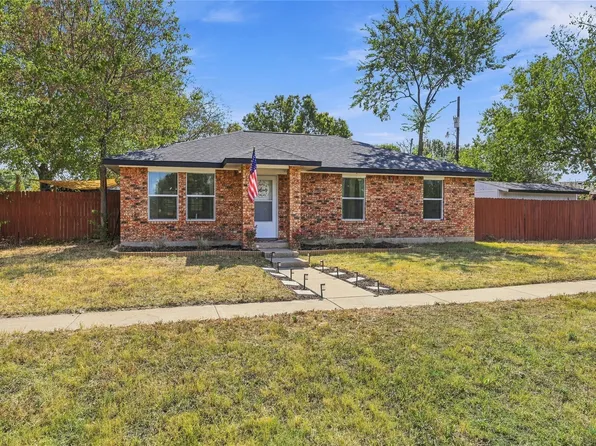 900 N Grand Ave, Waxahachie, TX 75165