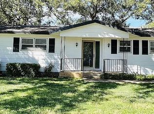 2402 Lockwood St, Tahoka, TX 79373