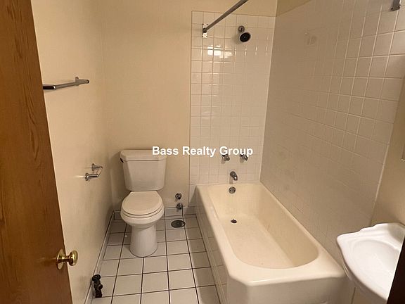 5th image of 4806 N Kedzie Ave #205