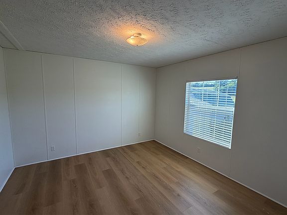 5th image of 68 Poplar Springs Rd