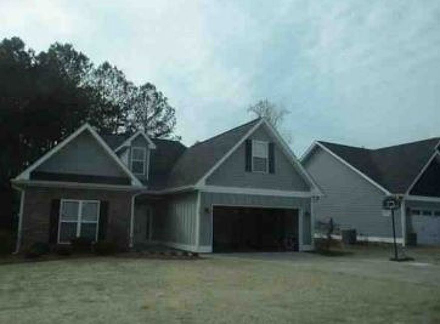 2nd image of 76 Round Rock Cir NE #106