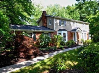 9840 La View Cir, Roswell, GA 30075