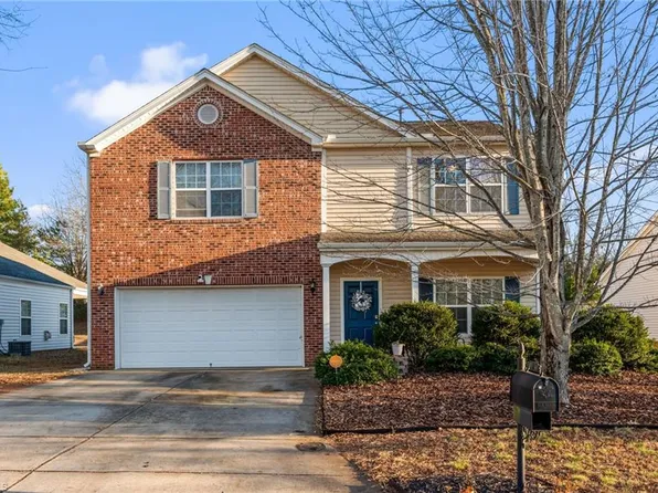 4114 Pepperbush Dr, Greensboro, NC 27405