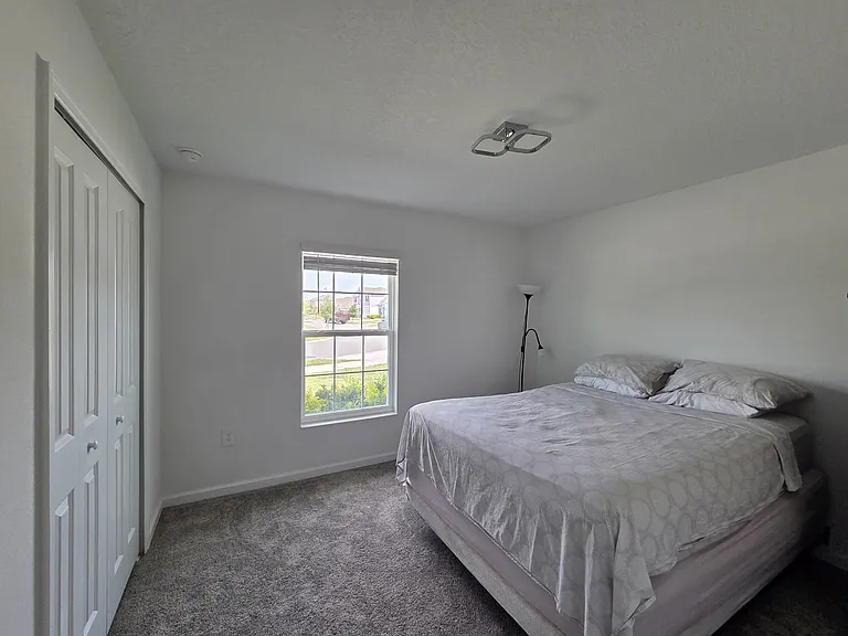 3949 Ambrose Ave — Photo 11