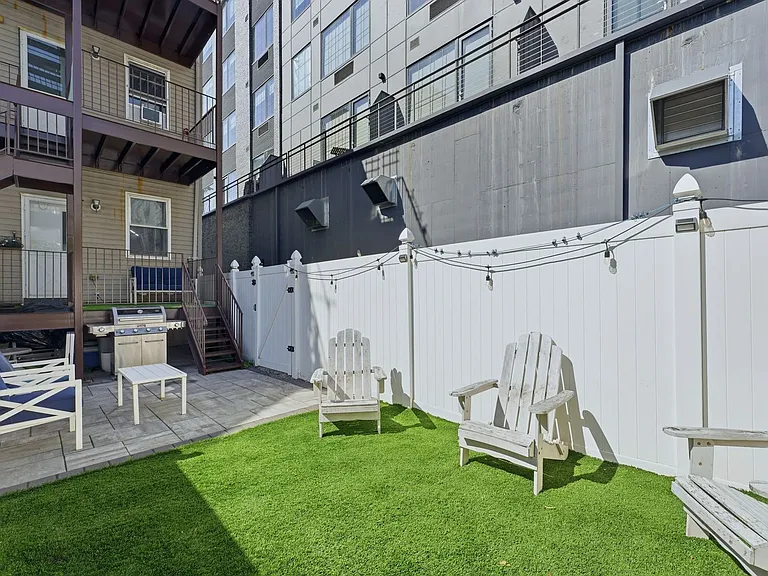258 Pine St #1L — Photo 18