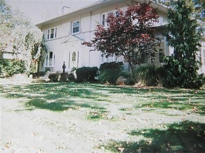 2nd image of 280 Highland Ave