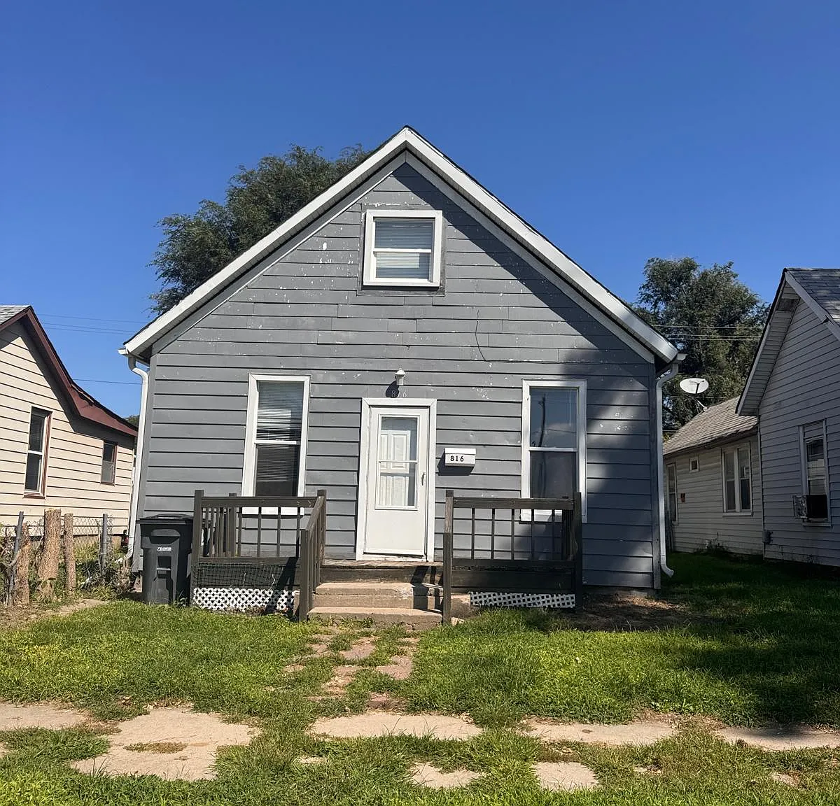 816 Avenue A (CB) - 1 — Photo 1