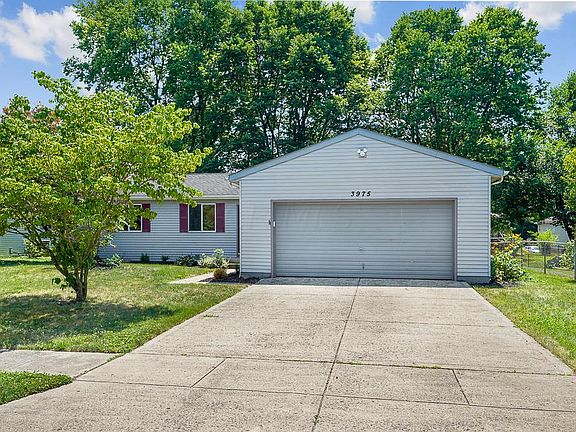 2nd image of 3975 Grand Bend Dr