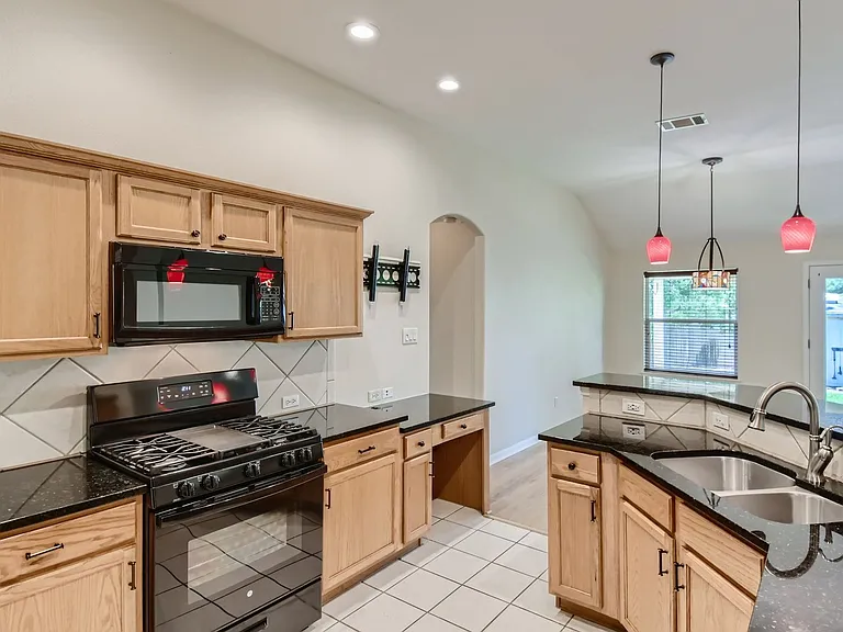 116 Copperwood Loop — Photo 12