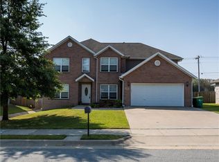 701 Mustang Ct, Centerton, AR 72719