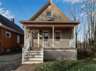 2326 14th St, Niagara Falls, NY 14305