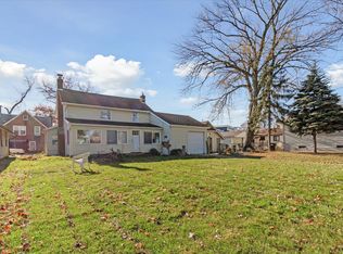22464 Beach St, Saint Clair Shores, MI