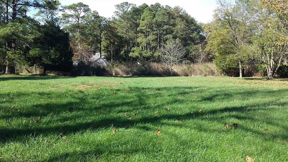 2nd image of 0.5AC Routten Rd