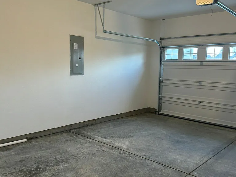 14394 Shrawley Ct — Photo 36