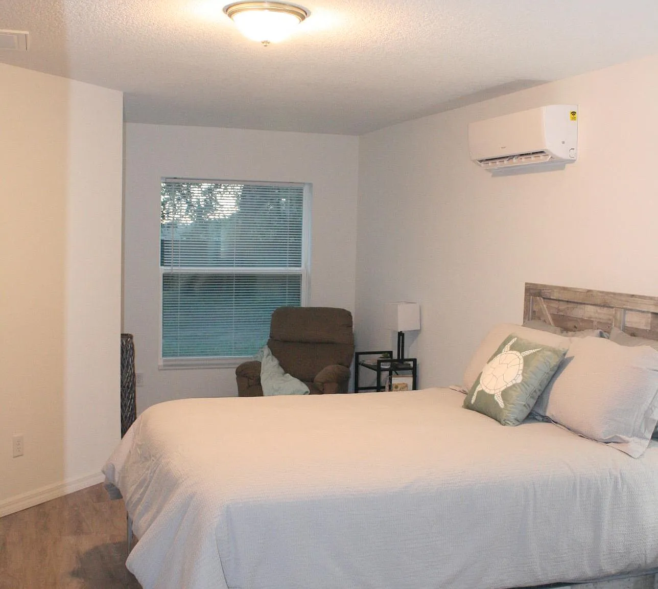 3 bed, 1560 sqft, $2,300 — Photo 4