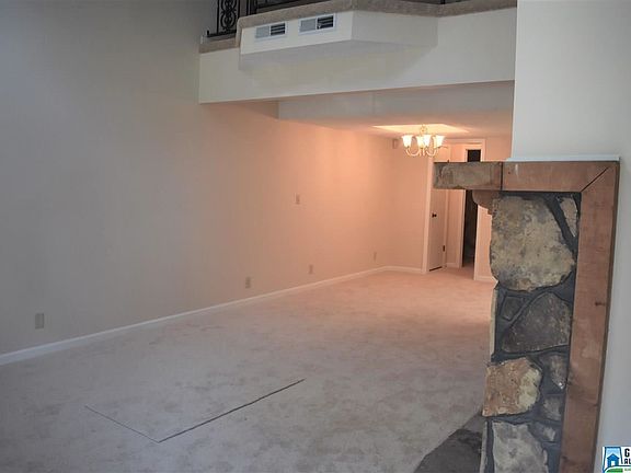 5th image of 469 Heritage Pl