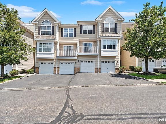 2nd image of 74 Mountainside Dr