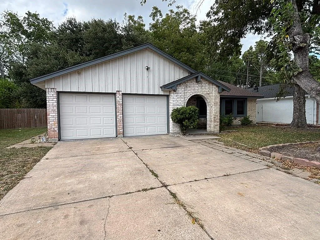 3 bed, 2.0 bath, 1487 sqft, $1,850 — Photo 2