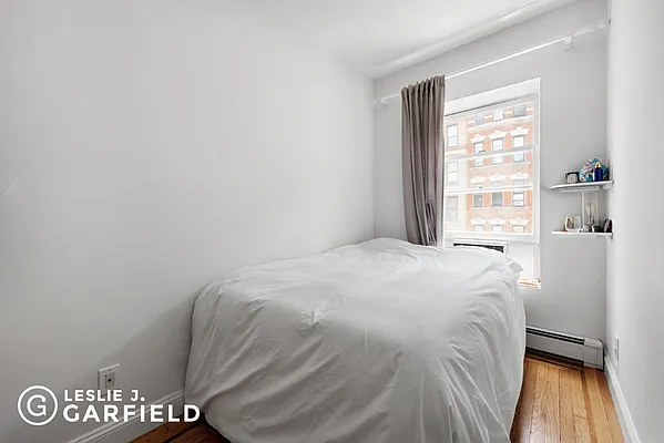 Rented by Leslie J. Garfield | media 16