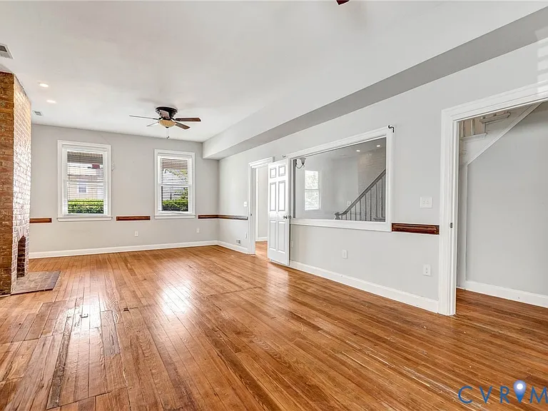712 N 24th St — Photo 11